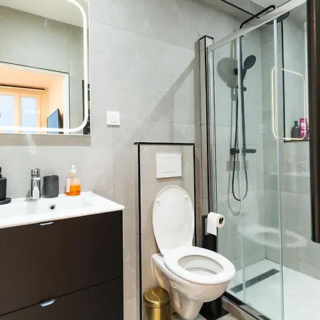 Casa vacanze Town House Nation, Bastille, Ac By Lcc Agency