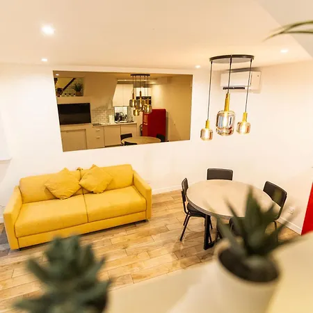 Casa vacanze Town House Nation, Bastille, Ac By Lcc Agency