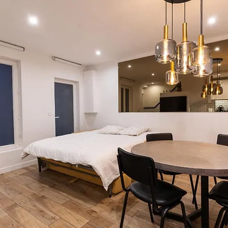 Casa vacanze Town House Nation, Bastille, Ac By Lcc Agency