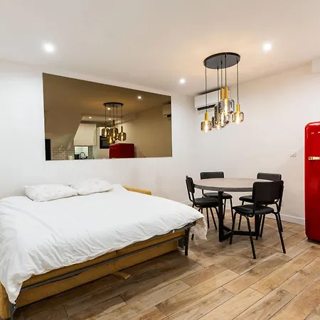 Town House Nation, Bastille, Ac By Lcc Agency * Parigi